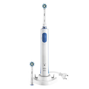 ORAL B Pro 670 Cross Action